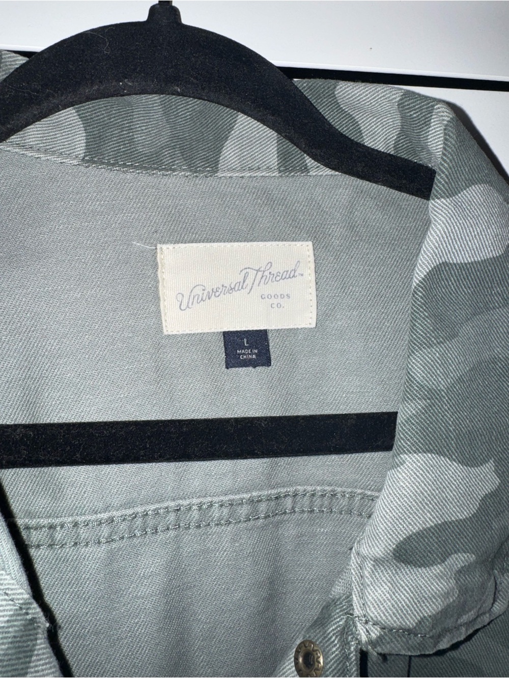 Universal Threads camo jacket - Picture 3 of 3